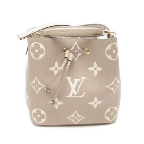 louis vuitton tasche verkaufen münchen|Louis Vuitton tasche frauen.